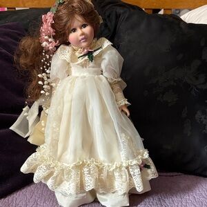 Peace by Robin Woods Doll 1991. Christmas collection.